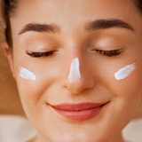 Can sunscreen damage your lashes?